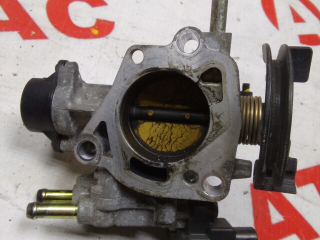 Дроссельная заслонка TOYOTA Corolla Runx 1NZ-FE