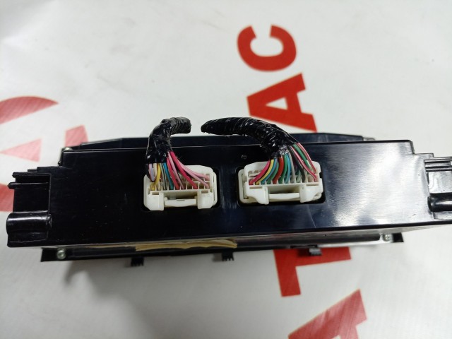 Блок управления печкой и кондиционером TOYOTA Avensis 