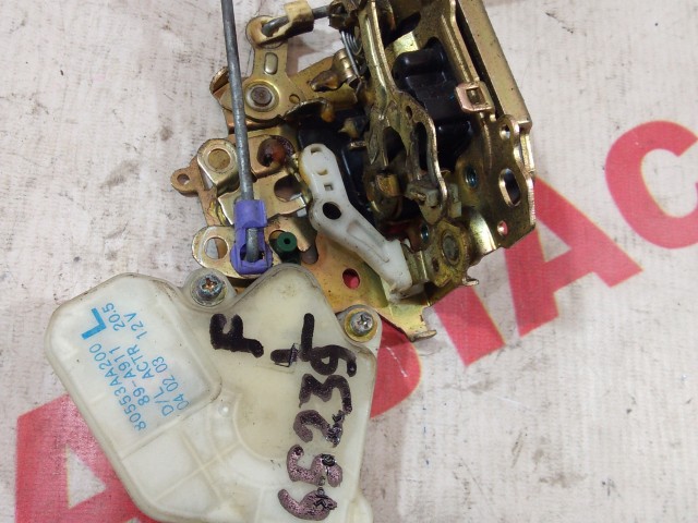 Замок двери NISSAN Sunny 