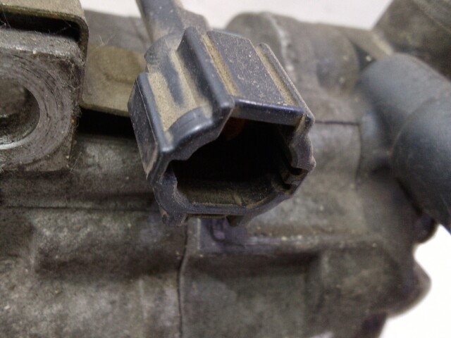 Компрессор кондиционера NISSAN Bluebird Sylphy QG18-DE