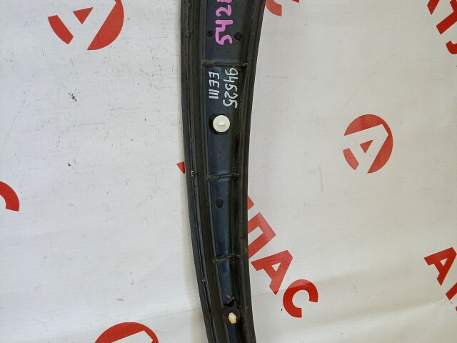 Молдинг кузова TOYOTA Corolla 