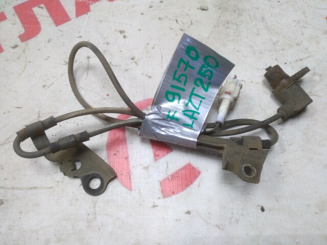 Датчик ABS TOYOTA Avensis 