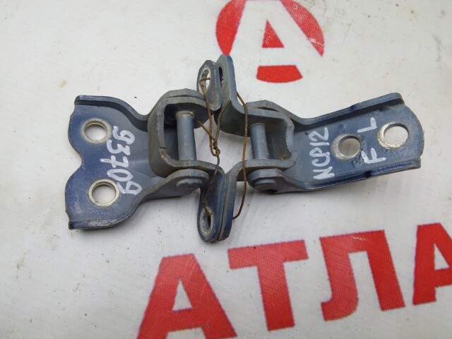 Кронштейны двери TOYOTA Platz 