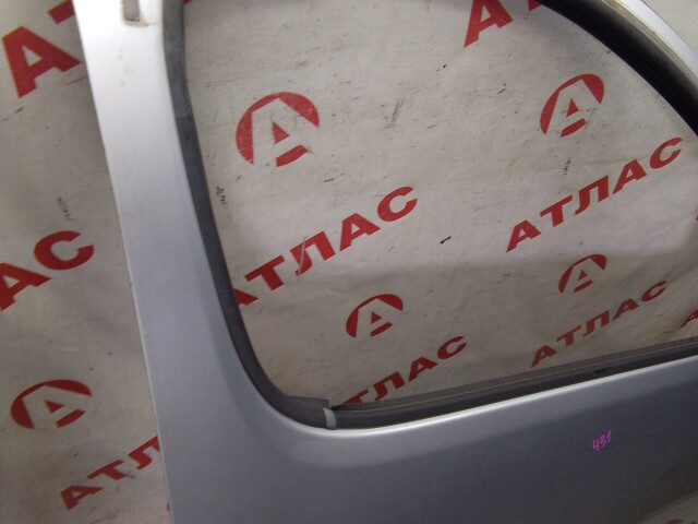 Дверь TOYOTA FunCargo 