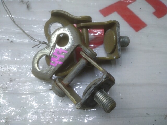 Кронштейны багажника TOYOTA Vitz 