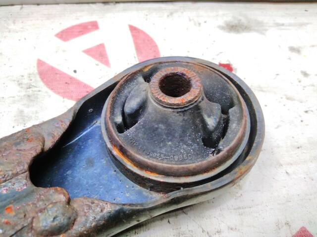 Рычаг TOYOTA Avensis 