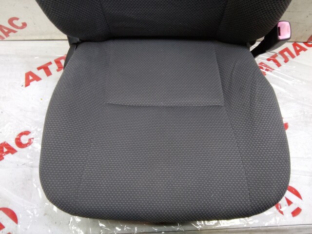 Сиденье TOYOTA Succeed 