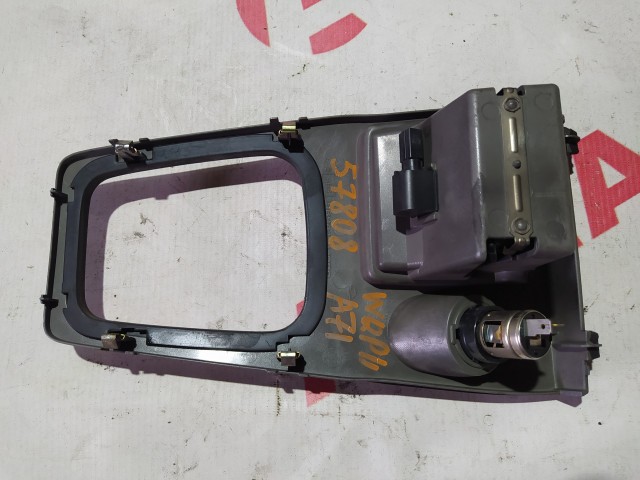 Накладка NISSAN Primera 