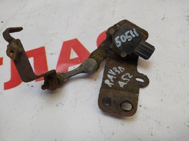 Датчик положения кузова TOYOTA RAV4 