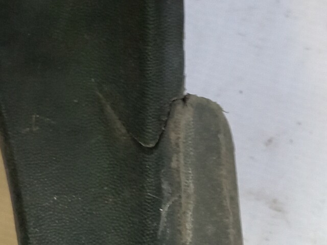 Уголок жабо RENAULT Sandero Stepway 