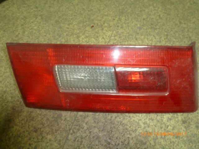 Вставка багажника TOYOTA Corona Premio 