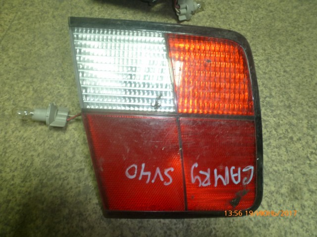 Вставка багажника TOYOTA Camry 