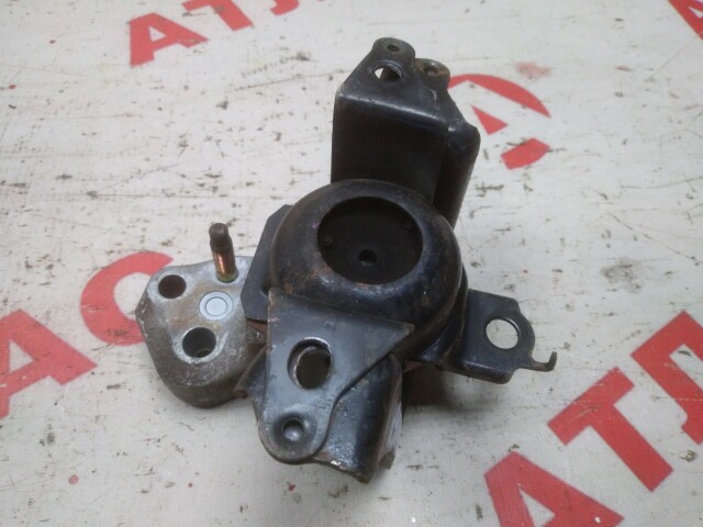 Подушка ДВС TOYOTA Platz 1NZ-FE