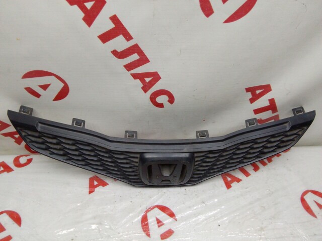 Решетка радиатора HONDA Fit 