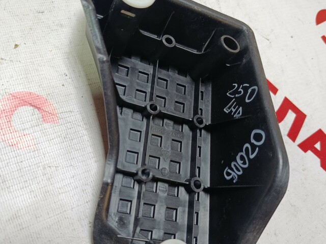 Подставка под ногу TOYOTA Avensis 