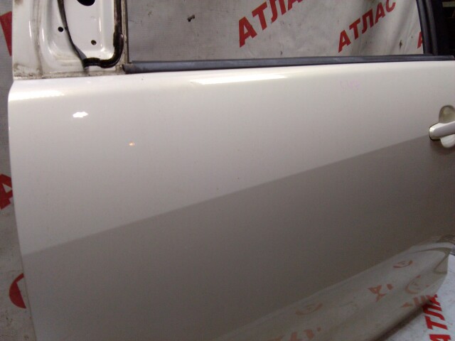 Дверь TOYOTA Ist 