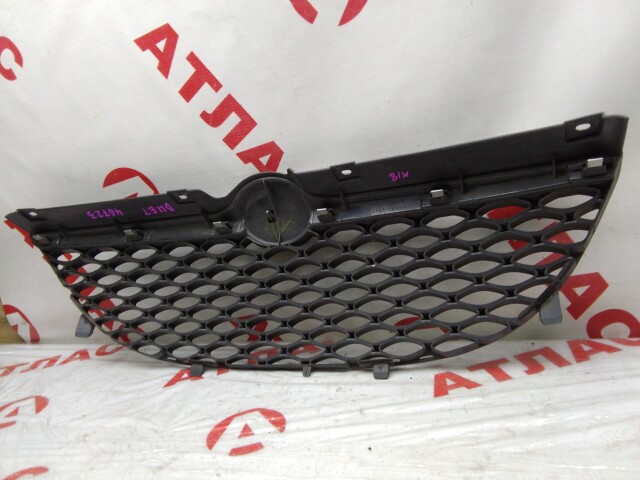 Решетка радиатора TOYOTA Duet 
