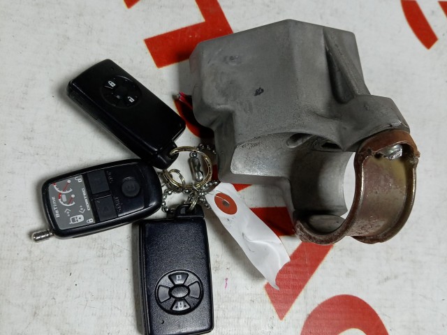 Замок зажигания TOYOTA Ractis 