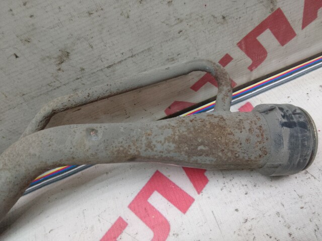 Горловина бензобака TOYOTA Sprinter 