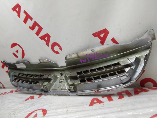 Решетка радиатора MITSUBISHI Colt 