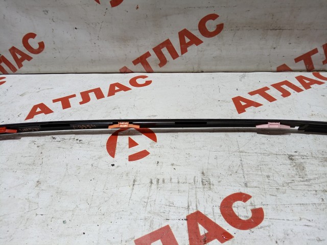 Молдинг крыши MITSUBISHI Outlander 