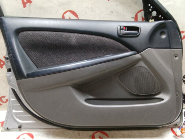 Дверь TOYOTA Caldina 