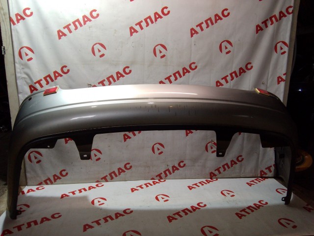 Бампер задний TOYOTA Avensis 