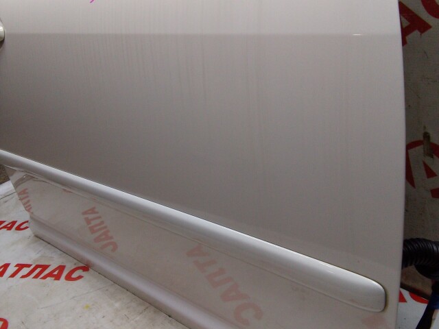 Дверь TOYOTA Avensis 