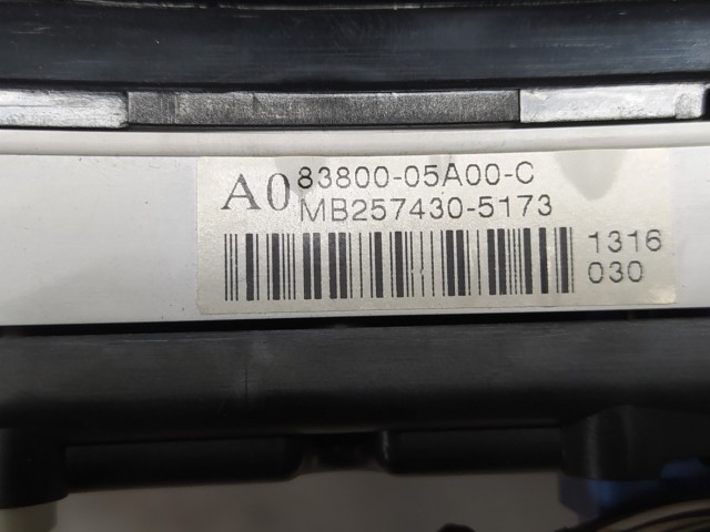 Щиток приборов TOYOTA Avensis 