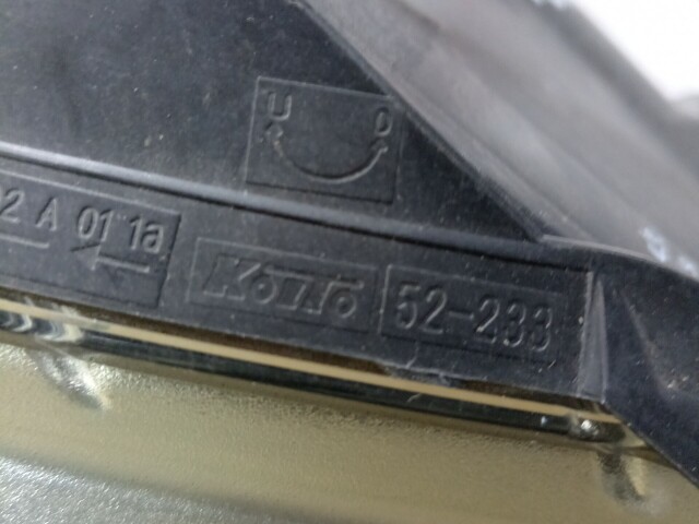 Фара TOYOTA Vitz 