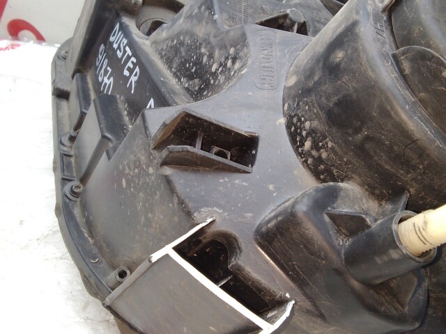 Фара RENAULT Duster 