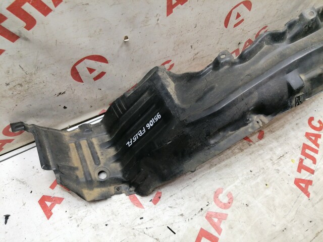 Подкрылок NISSAN Sunny 