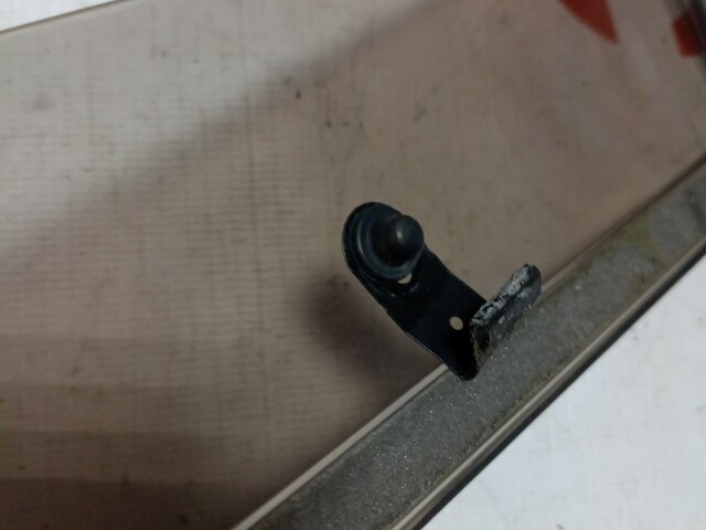 Ветровик TOYOTA Vitz 