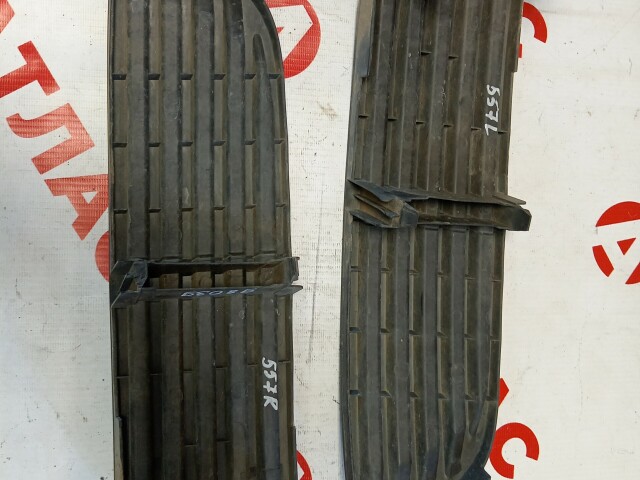 Заглушка в бампер NISSAN Sunny 
