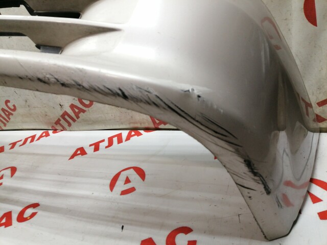 Бампер передний TOYOTA Corolla 