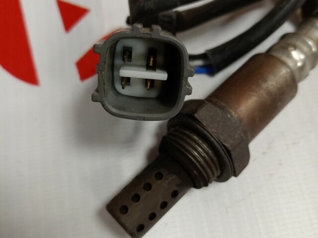 Датчик кислородный TOYOTA Vitz 