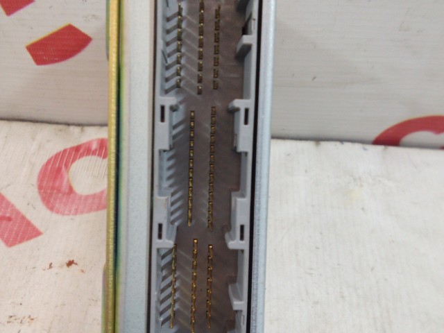 Компьютер NISSAN Tino SR20-DE