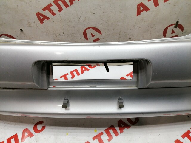 Бампер задний TOYOTA Vitz 