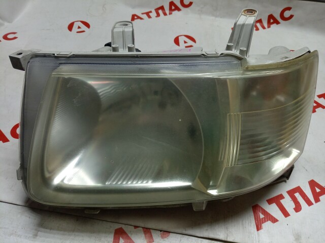 Фара TOYOTA Succeed 