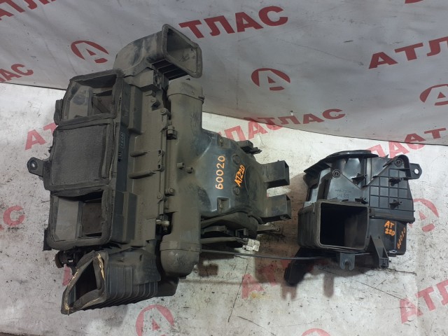 Корпус печки TOYOTA Avensis 