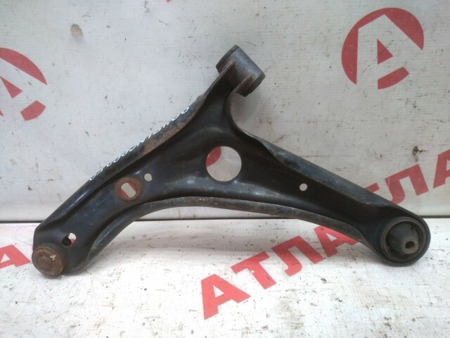 Рычаг TOYOTA FunCargo 