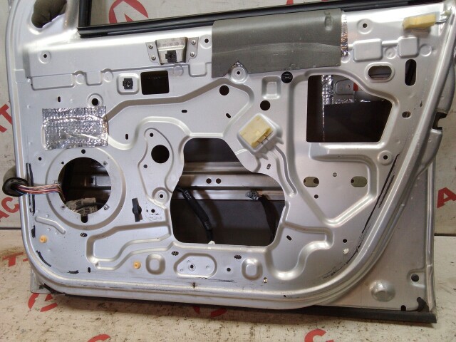 Дверь RENAULT Duster 