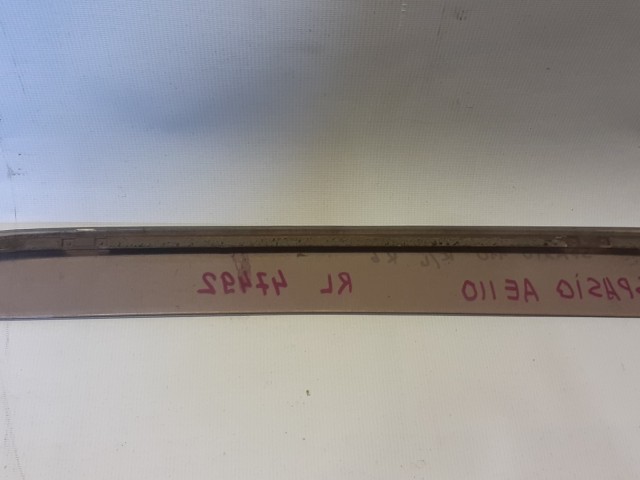 Ветровик TOYOTA Corolla Spacio 