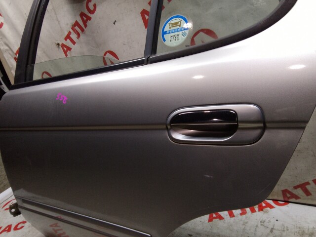 Дверь NISSAN Sunny 