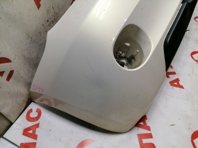 Бампер передний TOYOTA Ist 