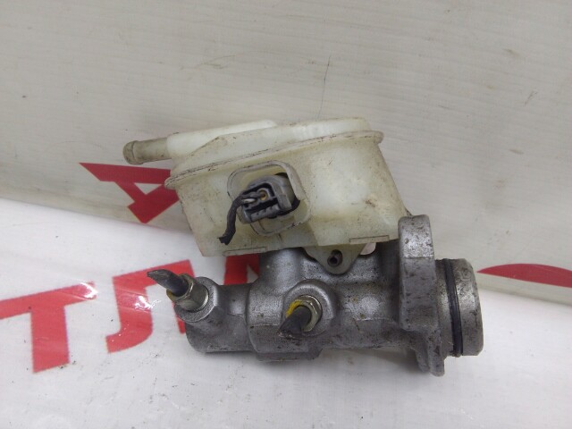 Главный тормозной цилиндр HONDA Fit 