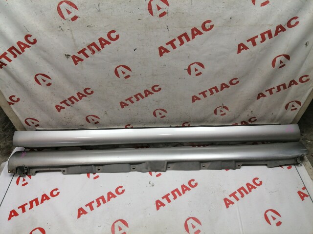 Накладка порога TOYOTA Avensis 