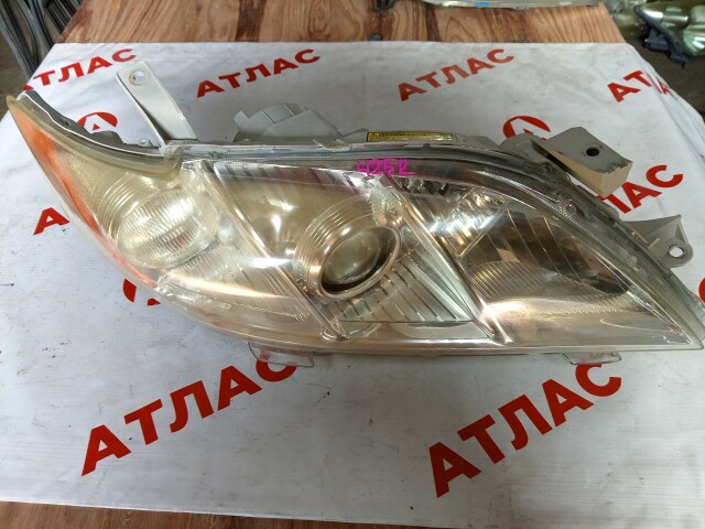 Фара TOYOTA Camry 
