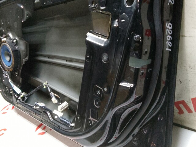 Дверь NISSAN Primera 