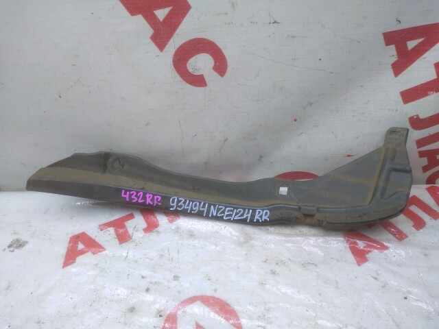 Подкрылок TOYOTA Corolla Fielder 